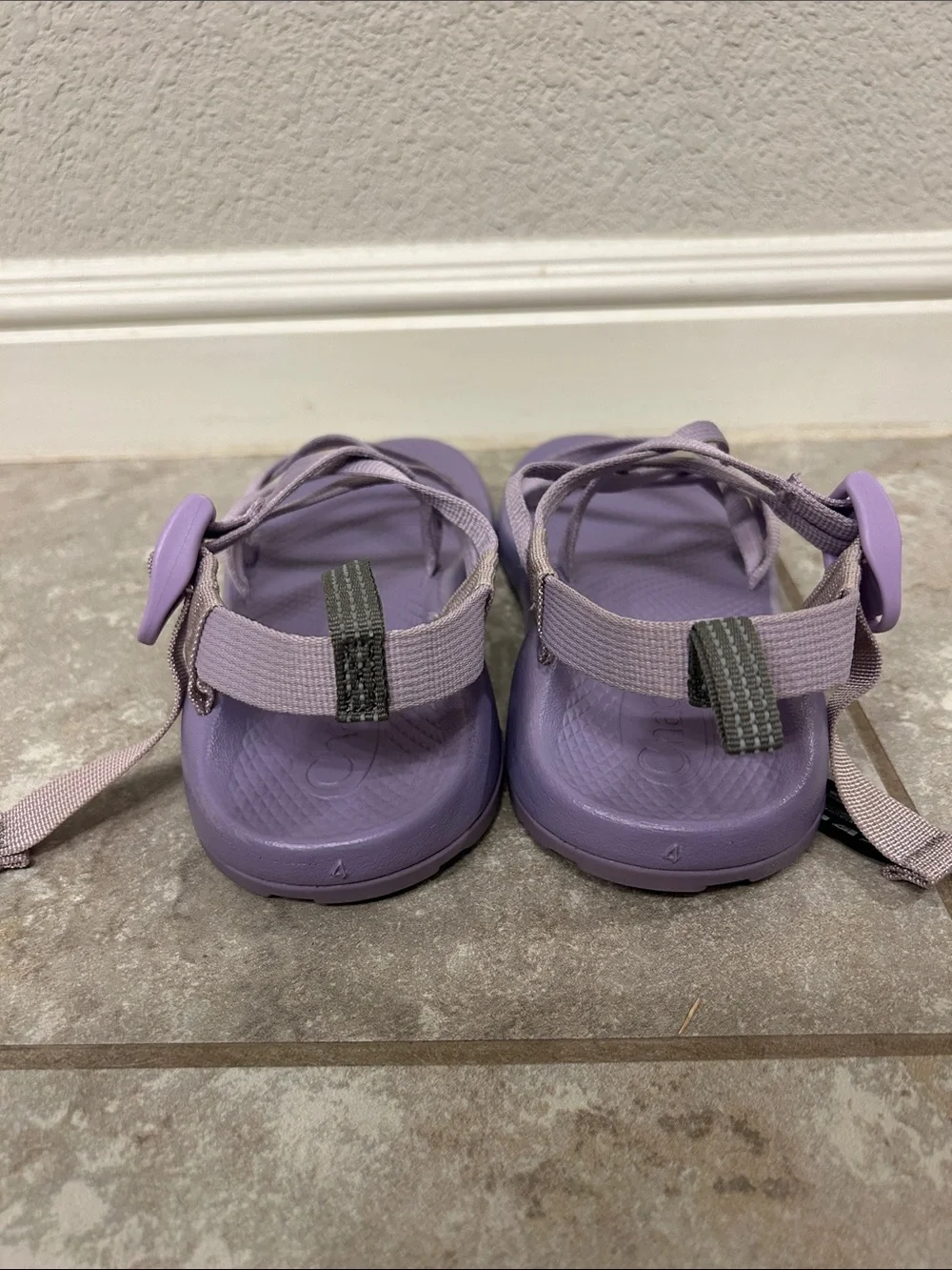 Chaco Sandals Girls Size 4